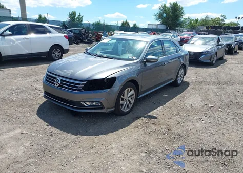 2018 Volkswagen Passat 2.0T Se z USA, uszkodzony, nr VIN 1VWBA7A38JC015592